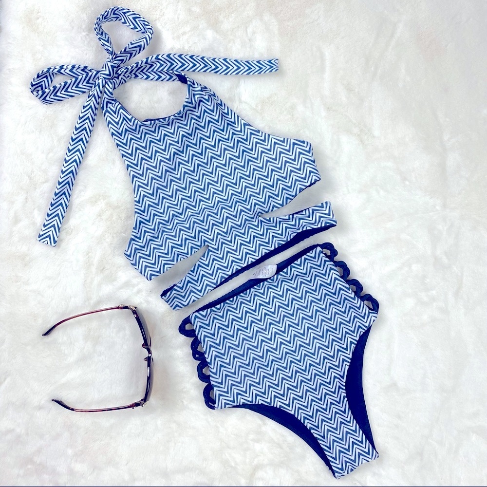 Two Piece swimsuit blue navy white Sz. XS geometric print 18% spandex high waist